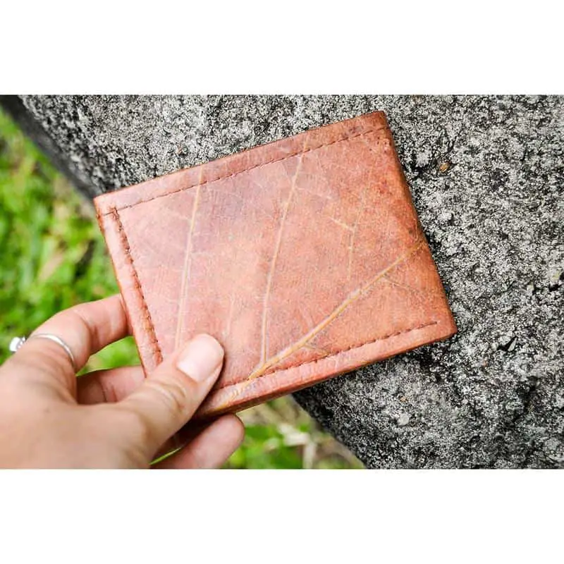 D-ISTURBED Comfortable Environmentally Friendly Luxurious Soft Inner Fabric Leather Wallet Durable Waterproof Lightweight