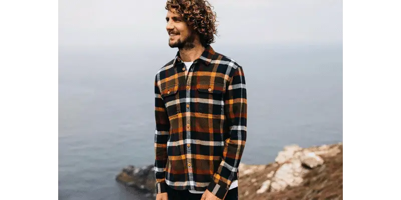 Finisterre 100% organic cotton men's flannel shirt